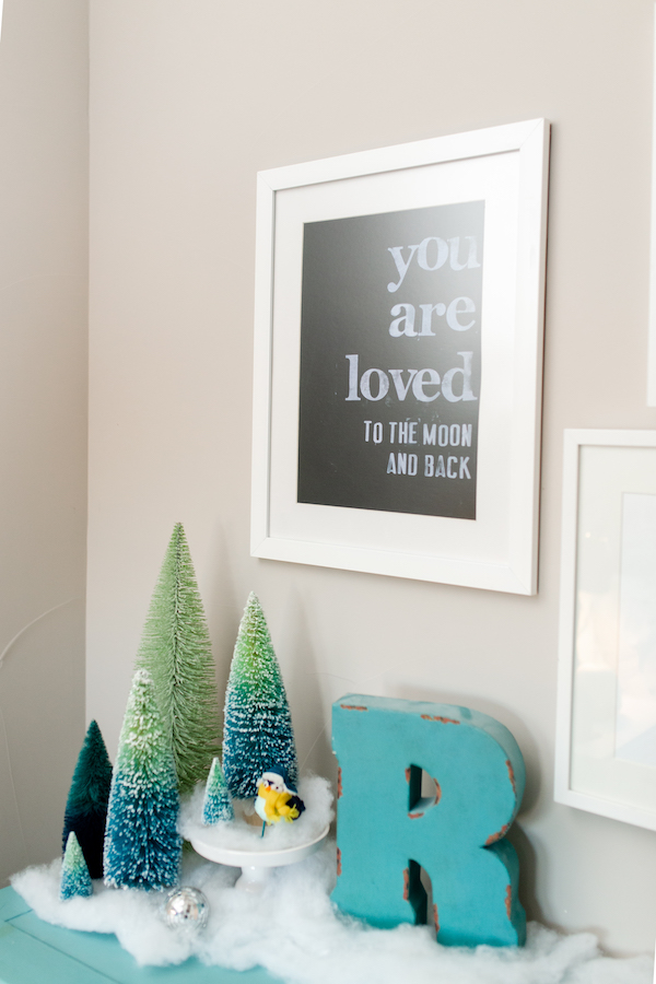 boys bedroom Christmas decorations