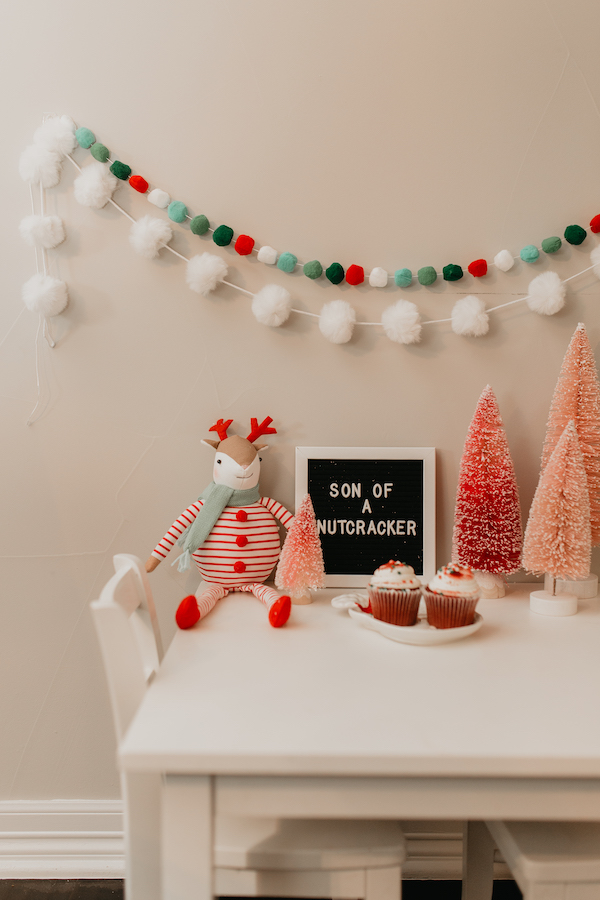 kids table Christmas